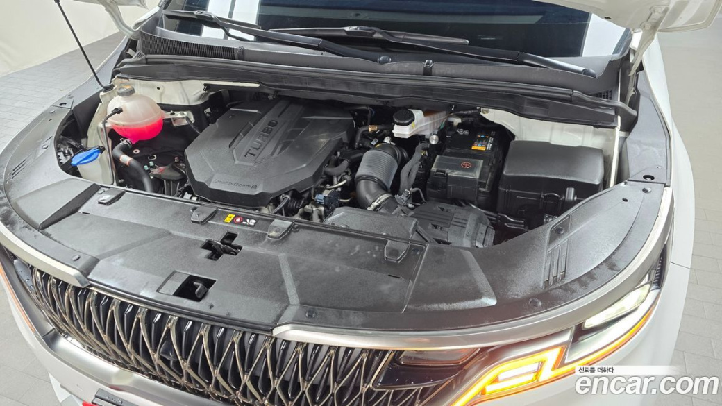 Kia Carnival 7-Seater Hi-Limousine, 2022