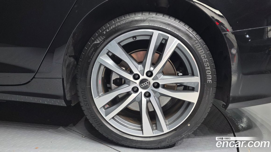 Audi A6 45 TFSI Premium, 2023