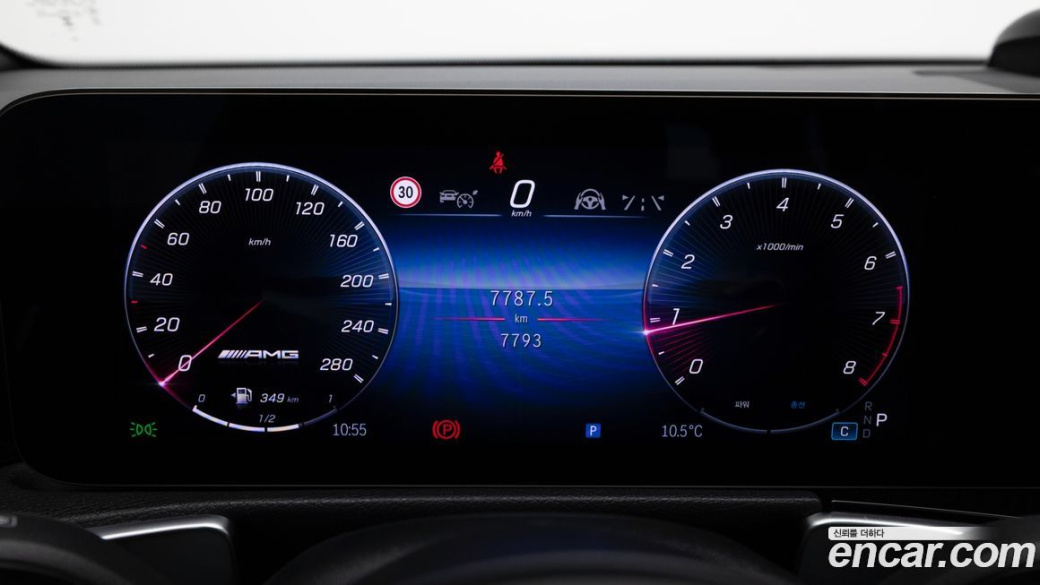 Mercedes-Benz GLB-Class AMG GLB35 4MATIC, 2025