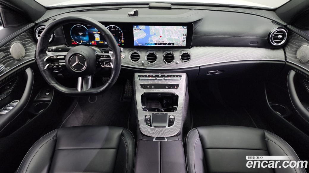 Mercedes-Benz E-Class E350 4MATIC AMG Line, 2021