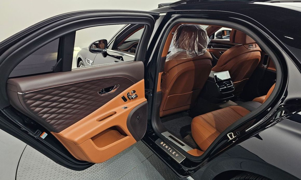 Bentley Flying Spur 4.0, 2022