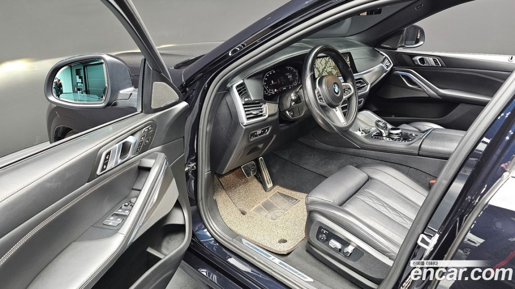 BMW X6 xDrive40i M Sport, 2023