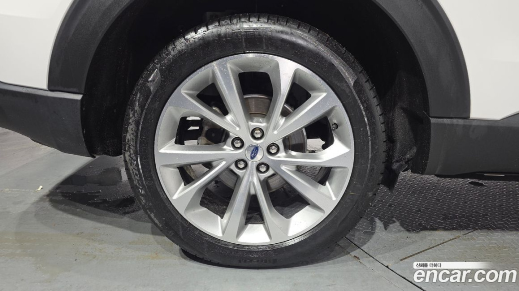 Ford Explorer 3.0 Platinum 4WD, 2022