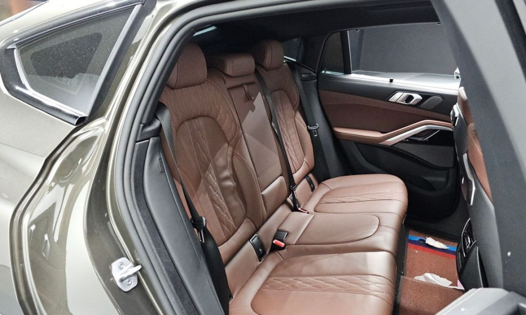 BMW X6 xDrive40i M Sport, 2025