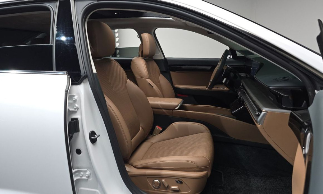 Hyundai Grandeur 2,5 Gasoline 2WD, 2024