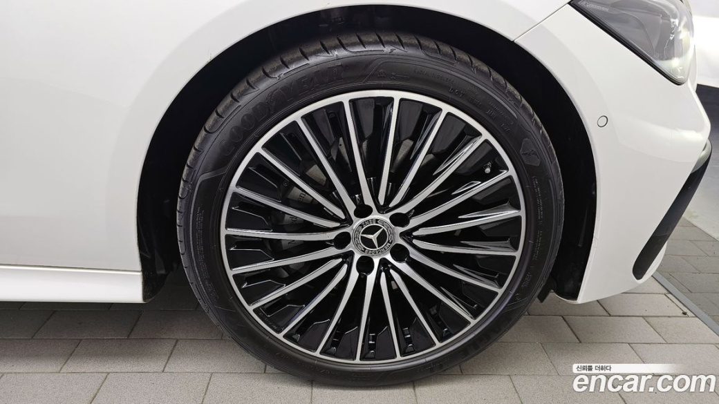 Mercedes-Benz CLE-Class CLE200 Coupe, 2024