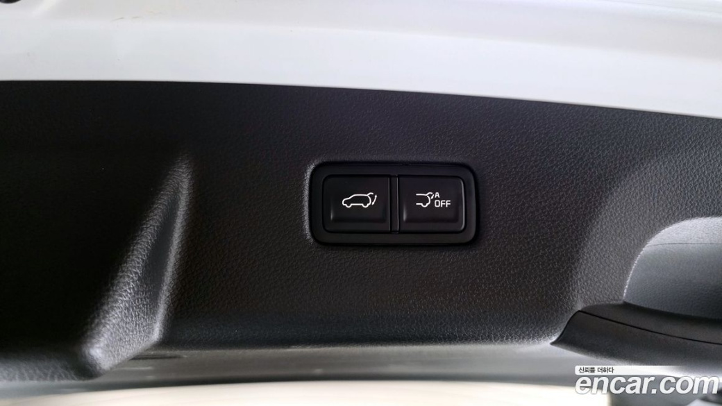 Kia Carnival 7-Seater Signature, 2022