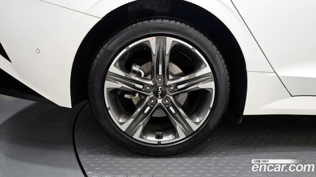 Kia K5 2.0, 2023