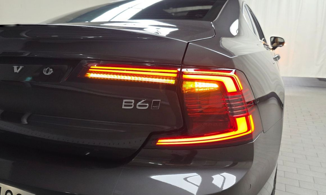 Volvo S90 B6 AWD Ultimate Bright, 2023