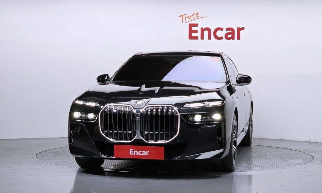 BMW 7-Series 740i xDrive M Sport, 2024
