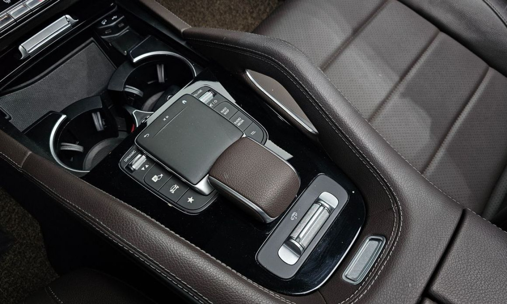 Mercedes-Benz GLE-Class GLE300d 4MATIC, 2022
