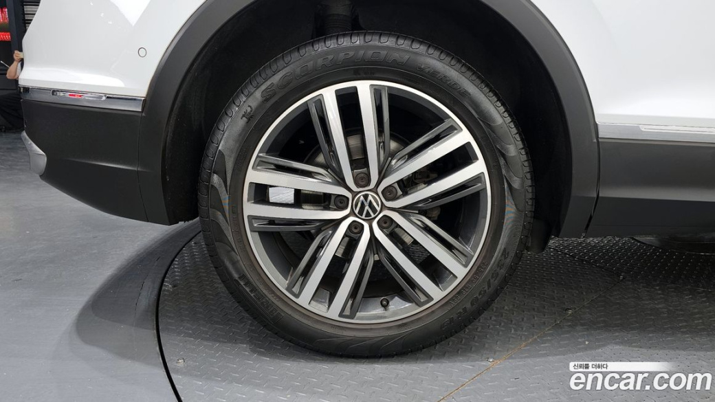 Volkswagen Tiguan 2.0 TDI 4Motion Prestige, 2022