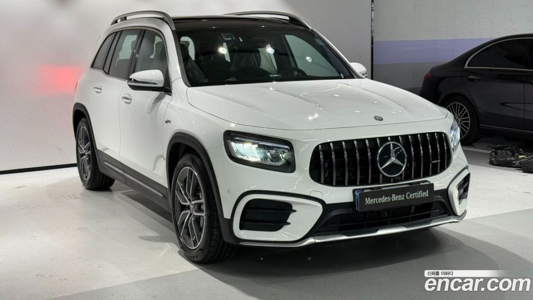 Mercedes-Benz GLB-Class AMG GLB35 4MATIC, 2025