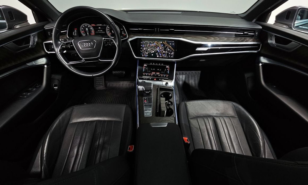 Audi A6 45 TFSI Quattro Premium, 2022