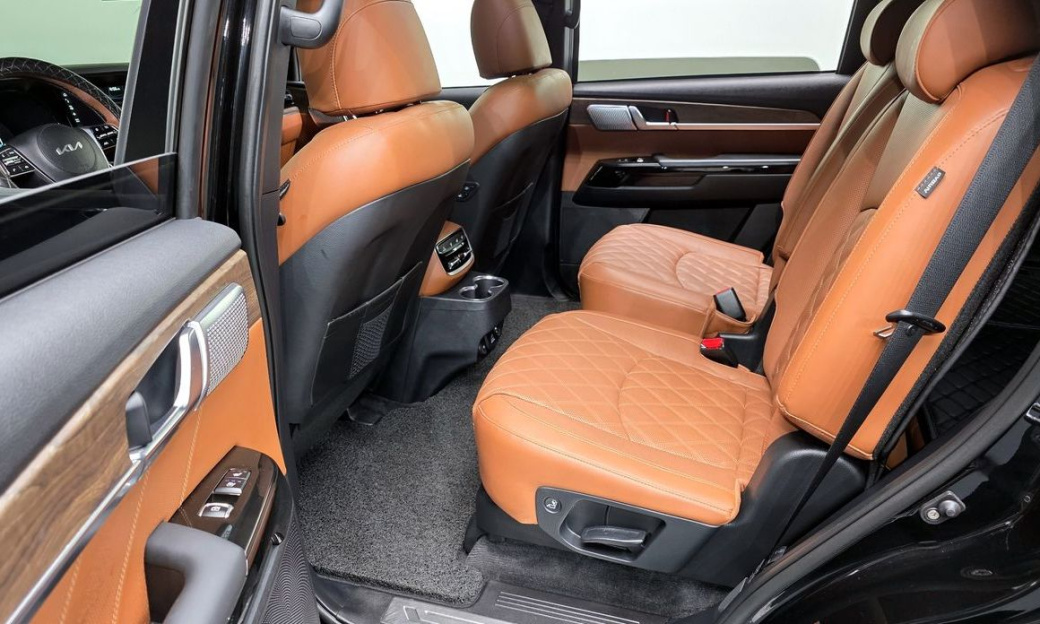 Kia Mohave Diesel 3.0 4WD 6-Seater, 2023