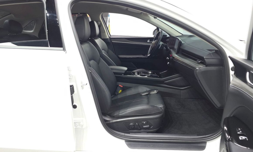 Kia K5 2.0, 2024