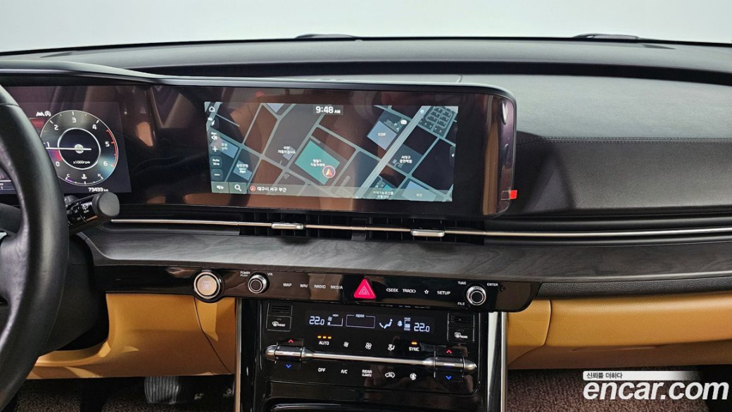 Kia Carnival 7-Seater Signature, 2022