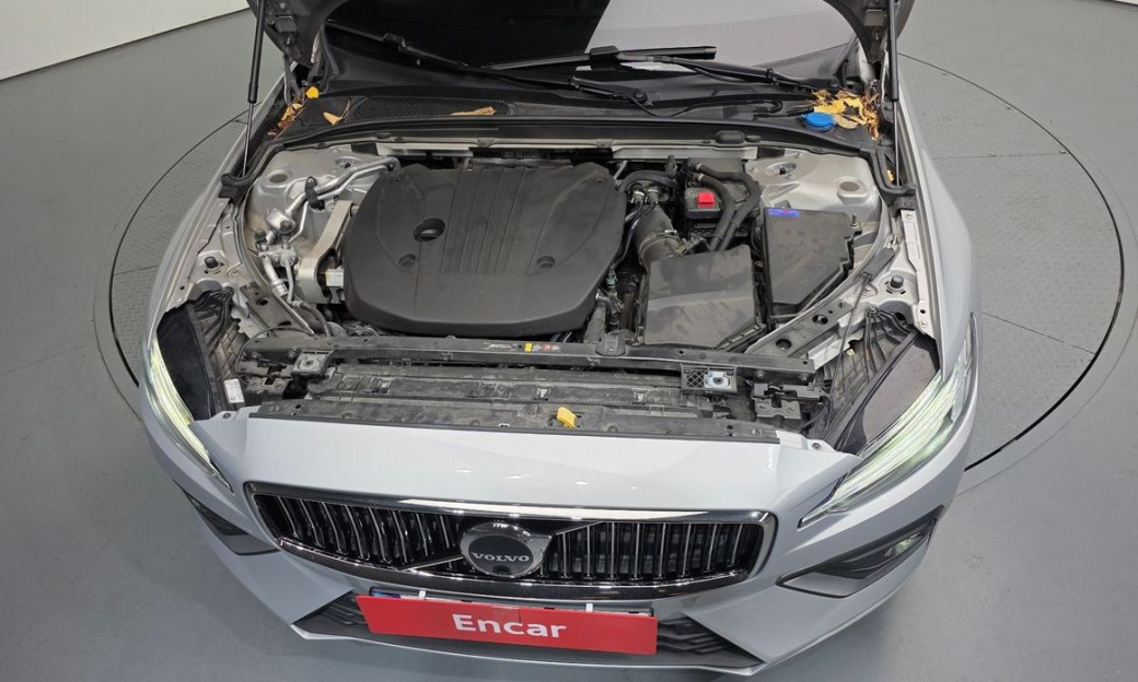 Volvo S60 B5 Ultimate Bright, 2023