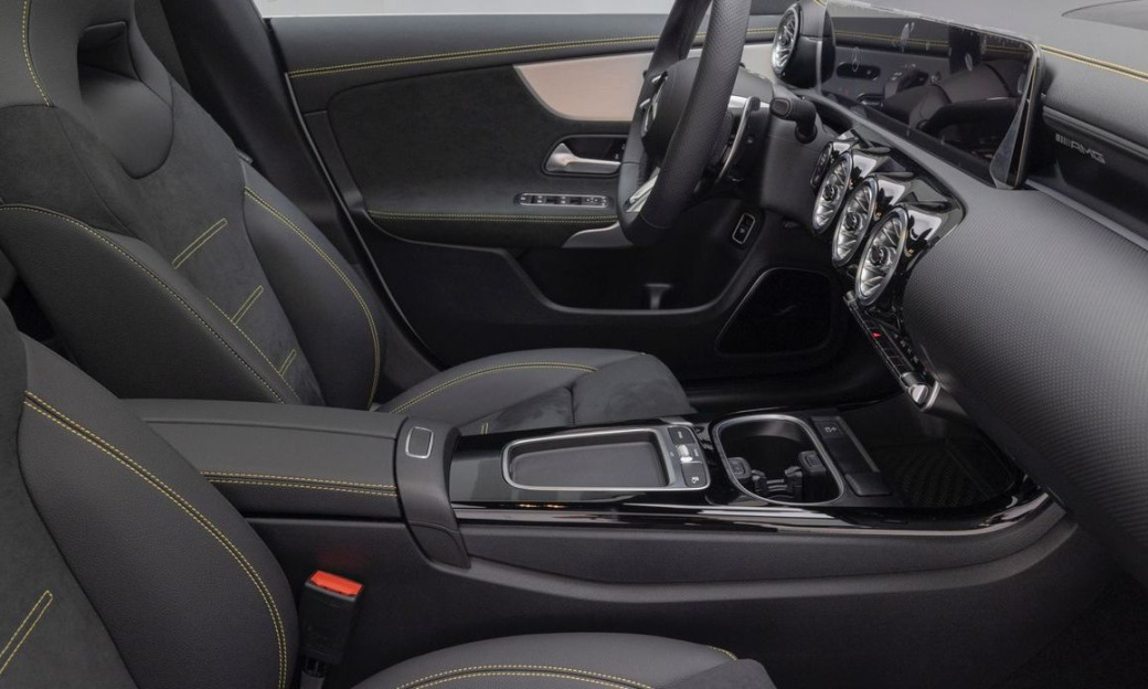 Mercedes-Benz CLA-Class AMG CLA 45 S 4MATIC+, 2025