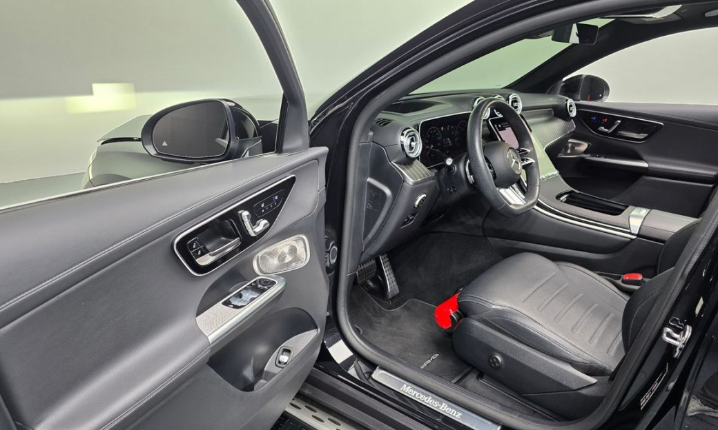 Mercedes-Benz GLC-Class GLC300 4MATIC Coupe, 2025