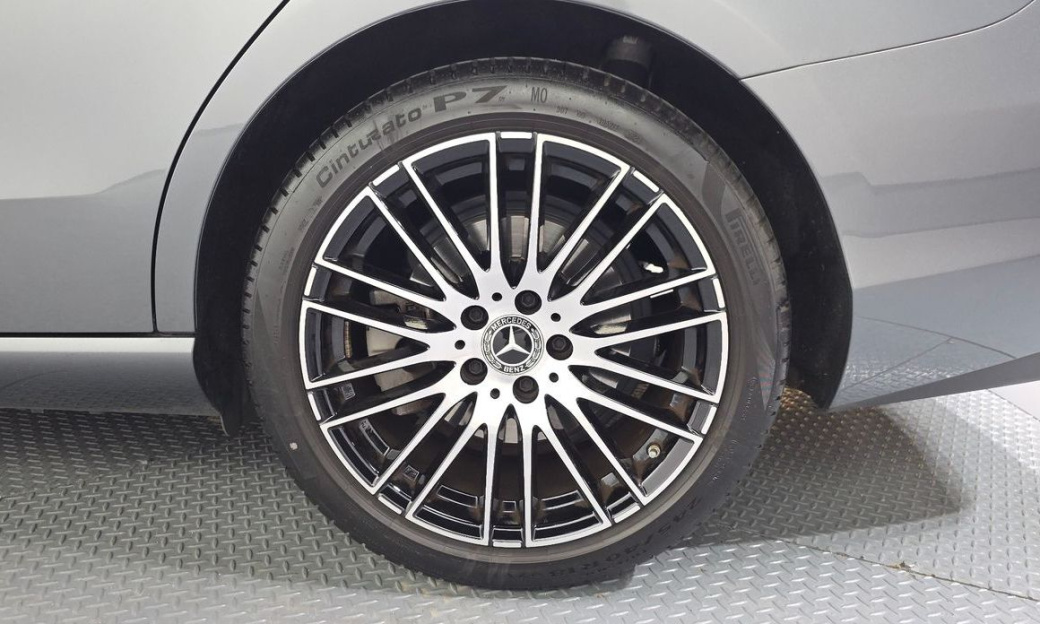 Mercedes-Benz C-Class C200 4MATIC Avantgarde, 2022