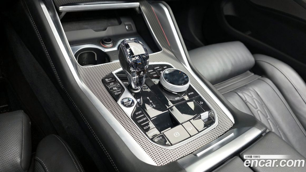 BMW X6 xDrive40i M Sport, 2023