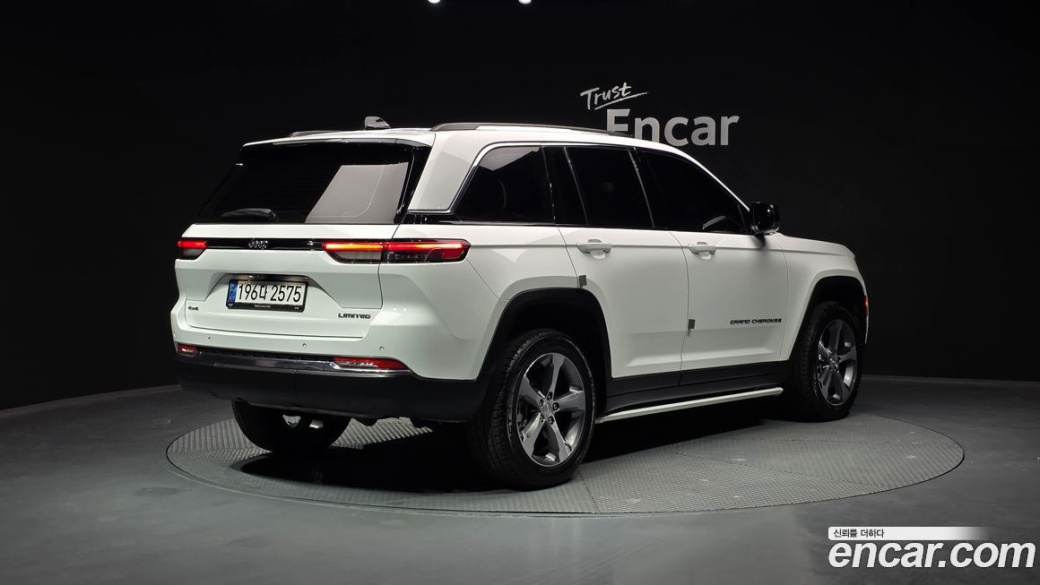 Jeep Cherokee 3.6 Limited, 2023