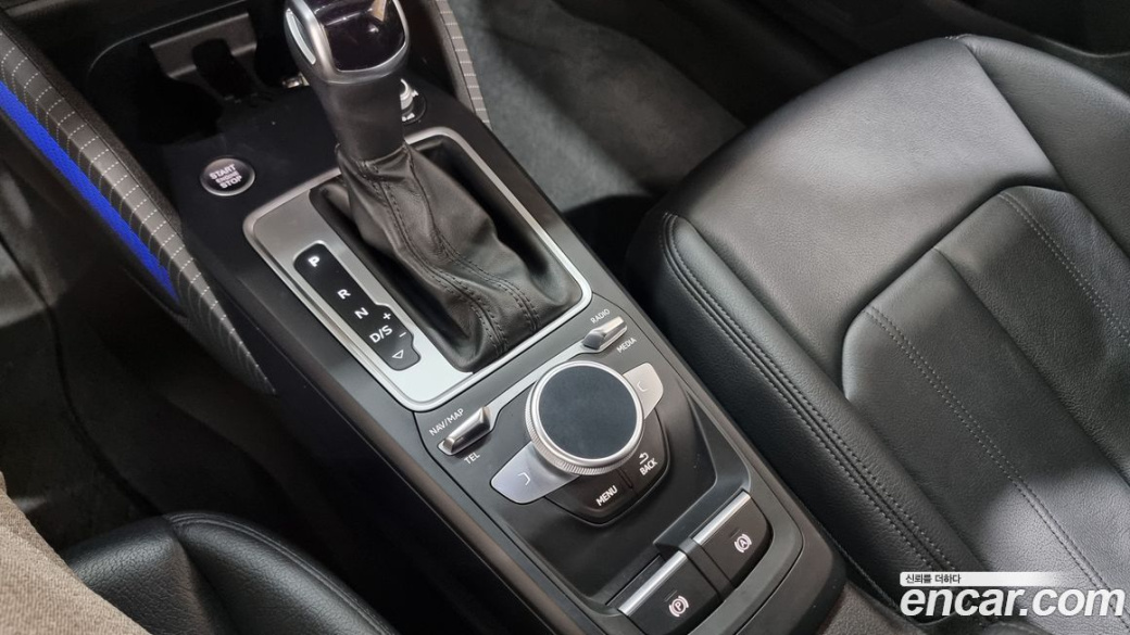 Audi Q2 35 TDI Premium, 2023