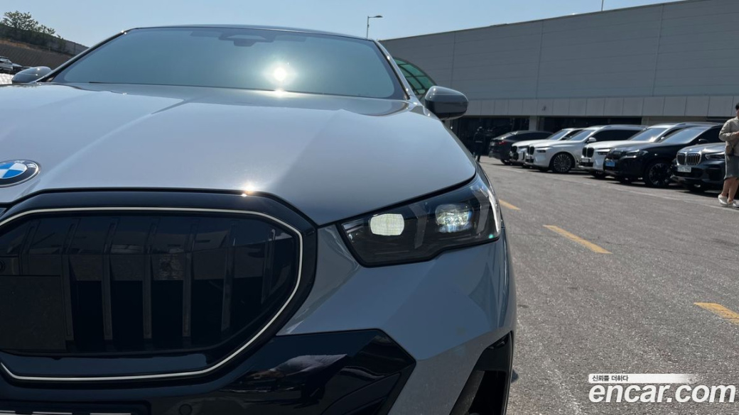 BMW 5-Series 520i Special Edition, 2024