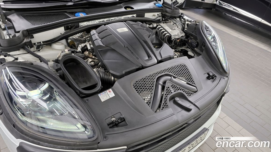 Porsche Macan 2.9 S, 2022