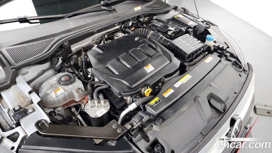 Volkswagen Arteon 2.0 TDI R-LIINE 4Motion, 2022