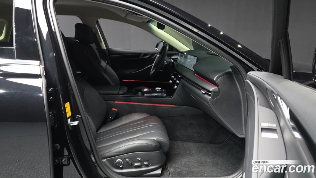 Genesis G80 Gasoline 2.5 Turbo AWD, 2026