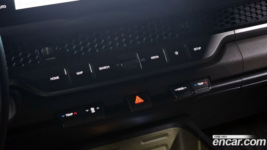 Kia Tasman 2.5T Gasoline 4WD, 2026