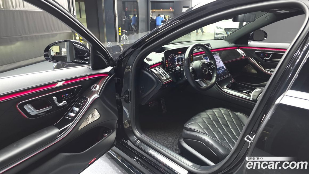 Mercedes-Benz S-Class S500L 4MATIC, 2022