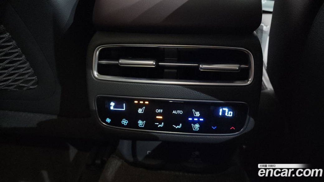 Genesis GV70 2.5T Gasoline AWD, 2025