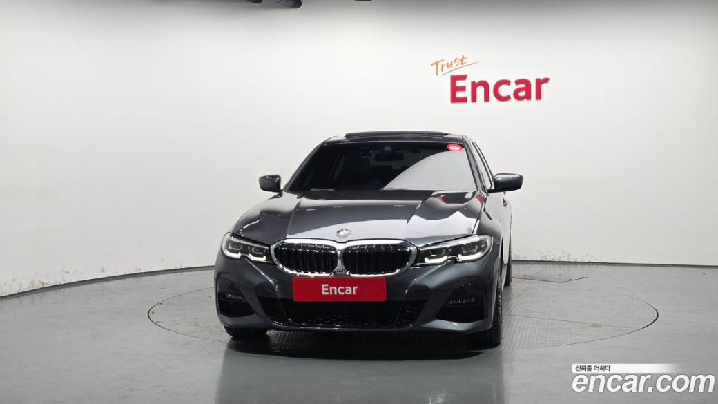 BMW 3-Series 320i M Sport, 2022