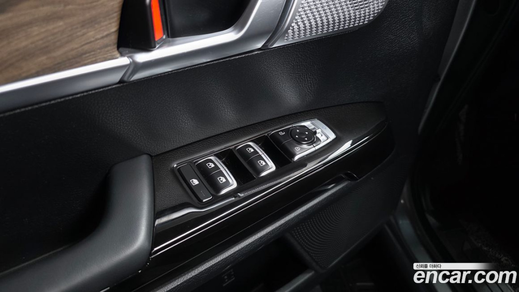 Kia Mohave Diesel 3.0 4WD 5-Seater, 2023