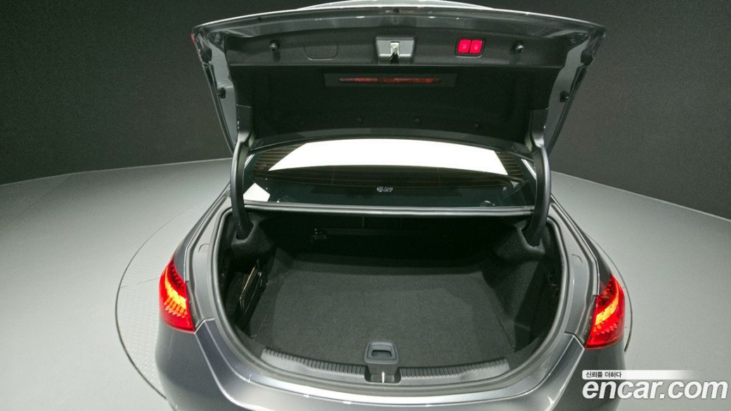 Mercedes-Benz C-Class C200 4MATIC Avantgarde, 2022