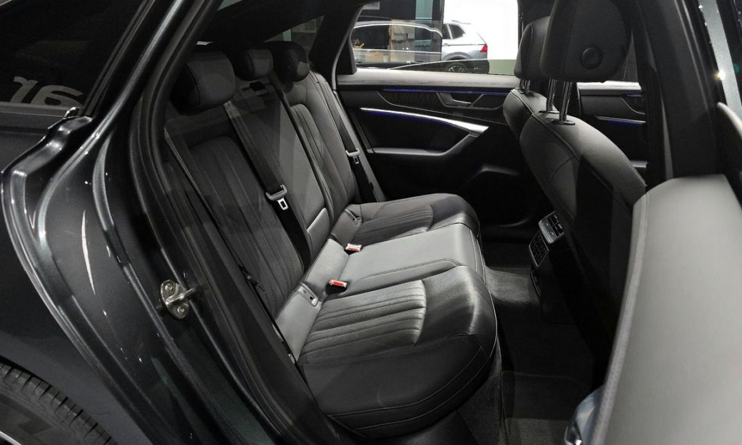 Audi A6 40 TDI Premium, 2021