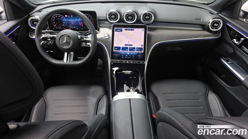 Mercedes-Benz C-Class C200 AMG Line, 2025