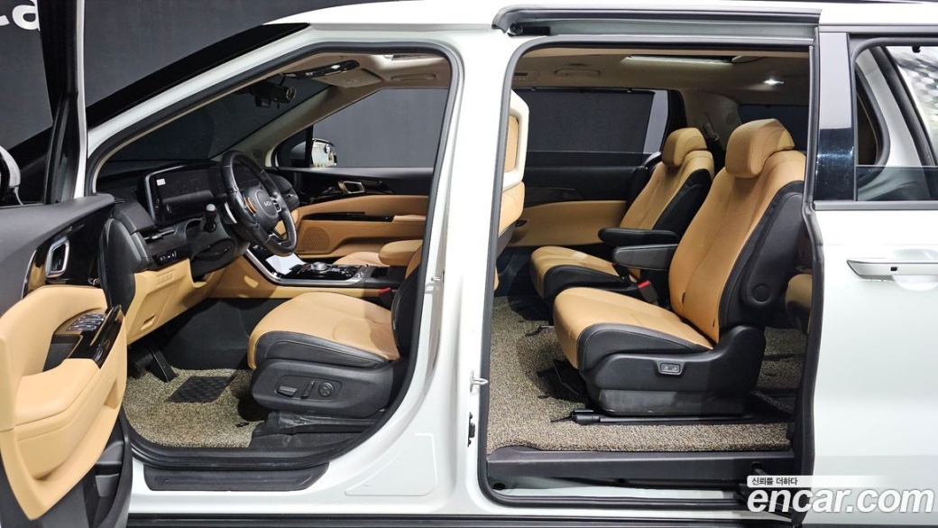 Kia Carnival 9-Seater Noblesse, 2022