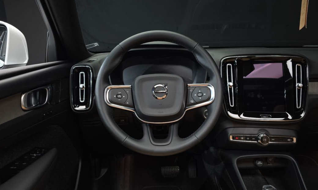 Volvo XC40 B4 Inscription, 2022