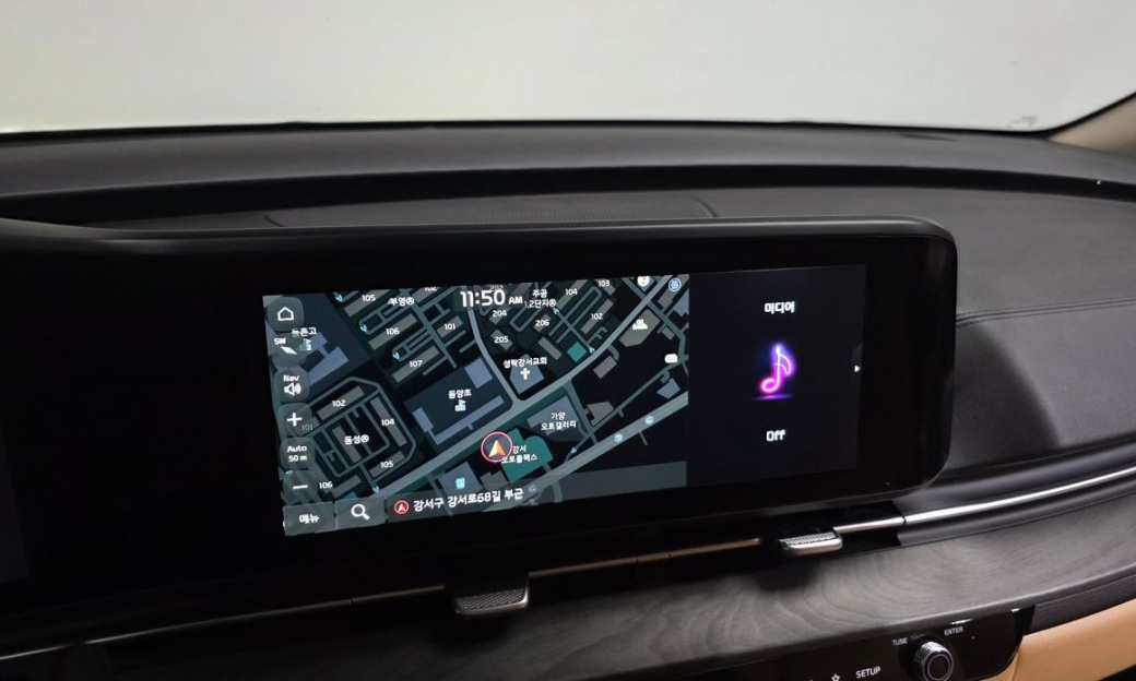 Kia Carnival 7-Seater Noblesse, 2023