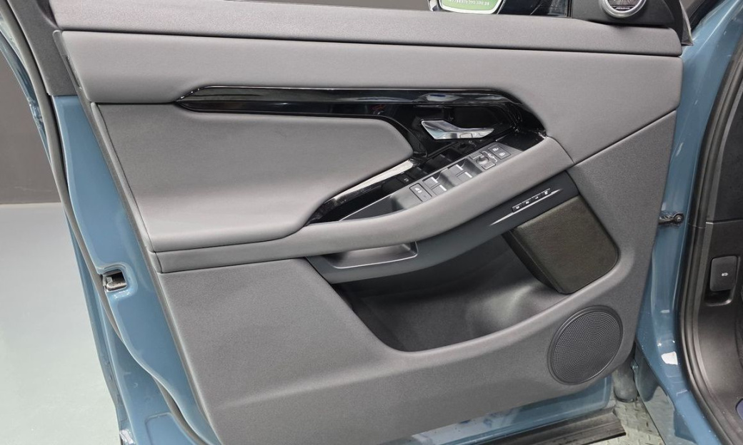 Land Rover Range Rover Evoque P250 Dynamic SE, 2025