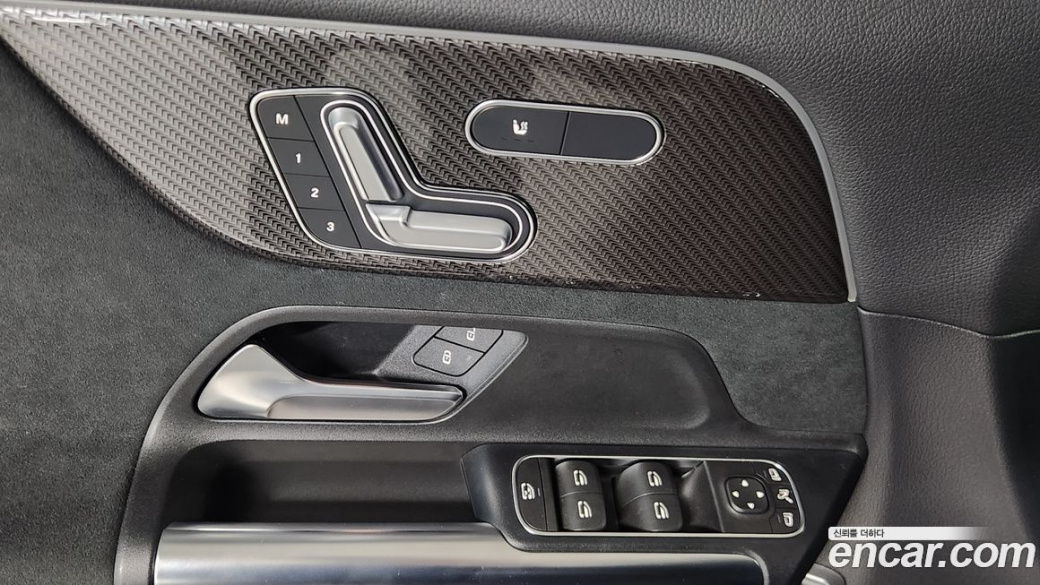 Mercedes-Benz GLA-Class GLA250 4MATIC, 2023