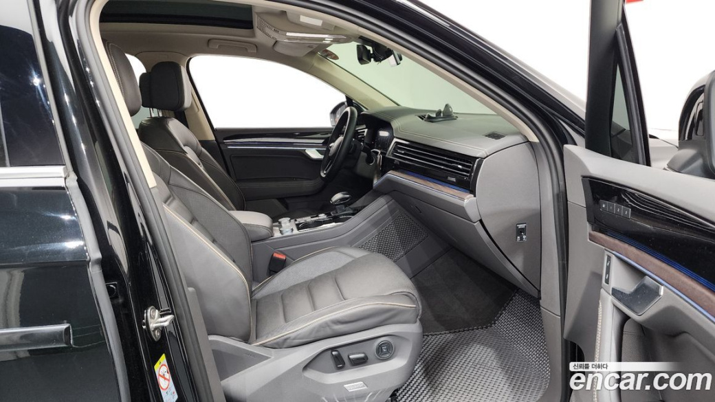 Volkswagen Touareg 3.0 TDI Prestige, 2023