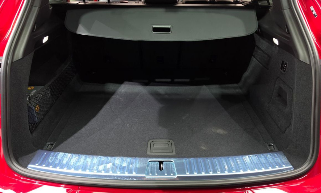 Porsche Cayenne 3.0, 2024