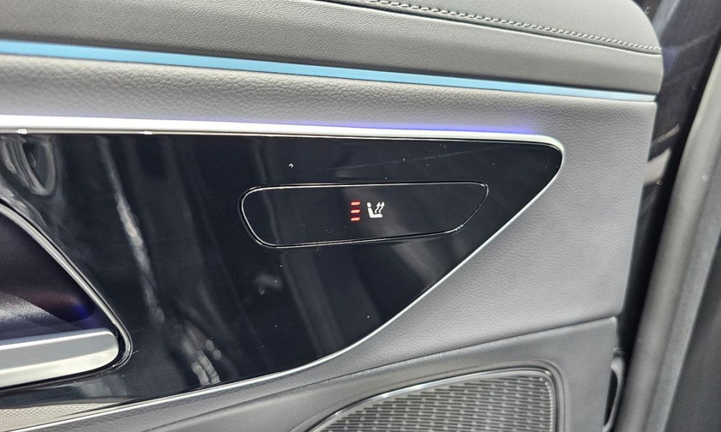 Mercedes-Benz E-Class E200 Avantgarde, 2025