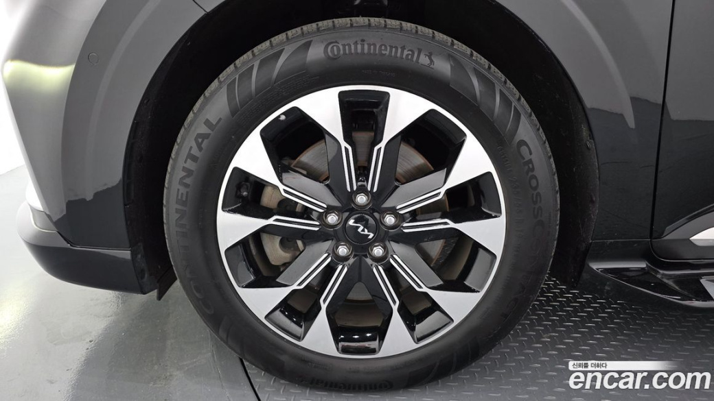 Kia Carnival 7-Seater Hi-Limousine, 2023