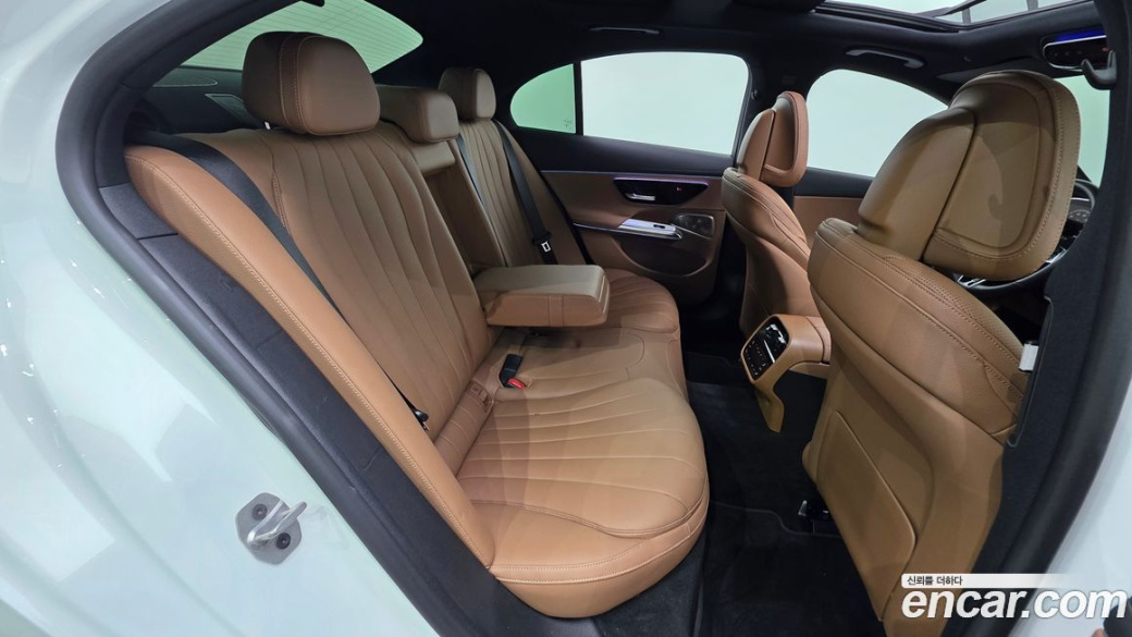 Mercedes-Benz E-Class E450 4MATIC, 2024